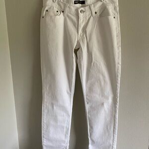 White Superlow Jeans